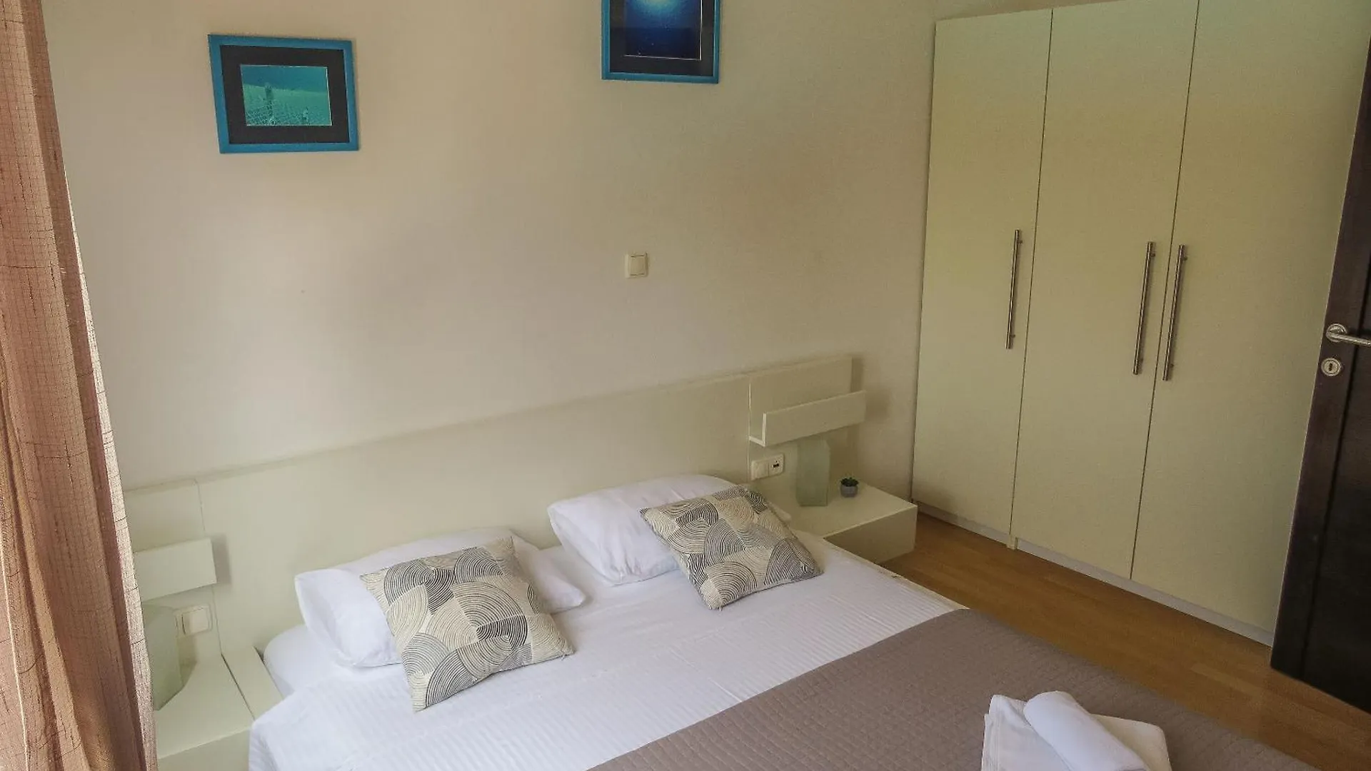Apartments Eddie - Great Location & Comfor ザダル 0*,  クロアチア