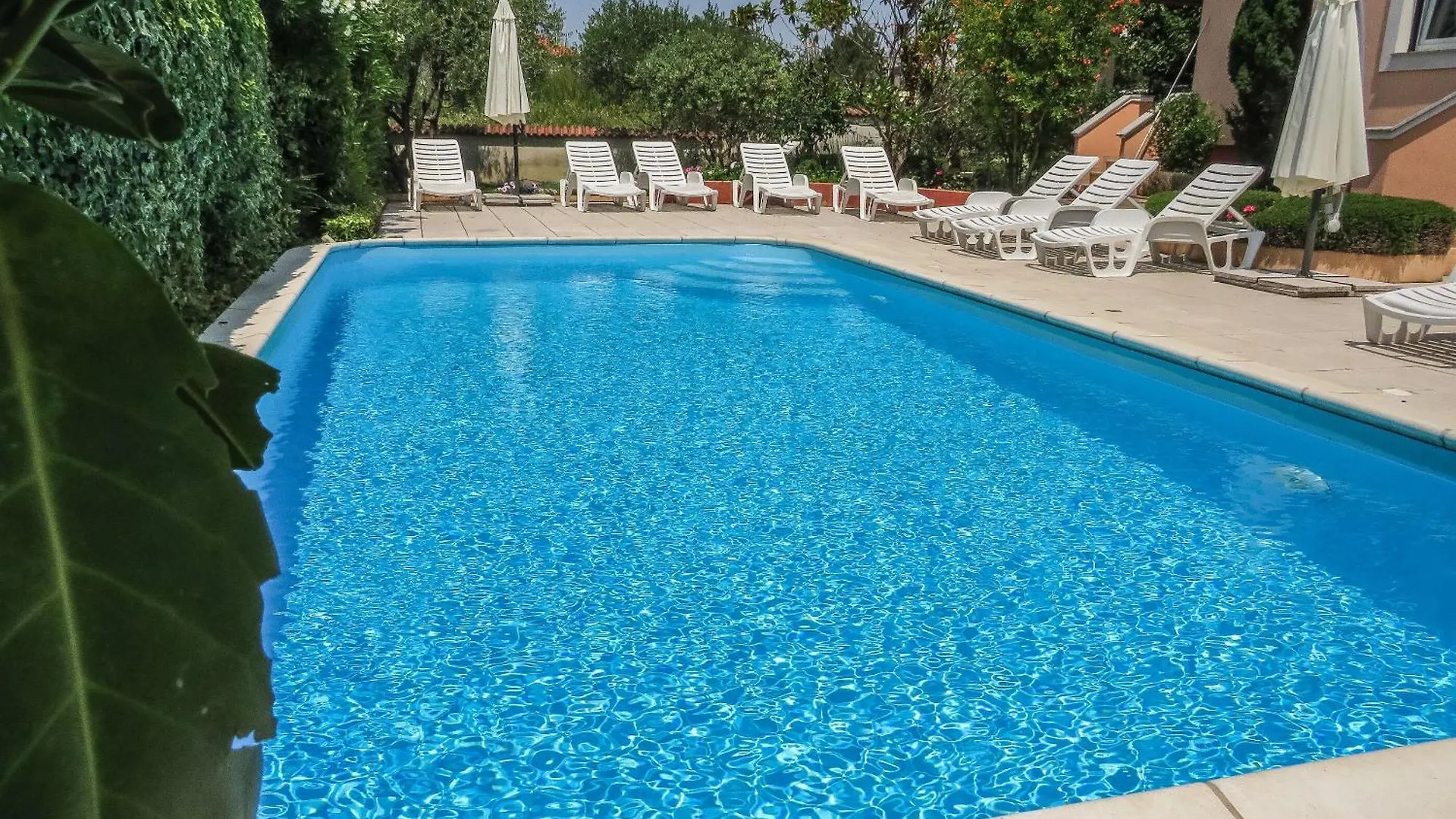 Apartments Eddie - Great Location & Comfor location