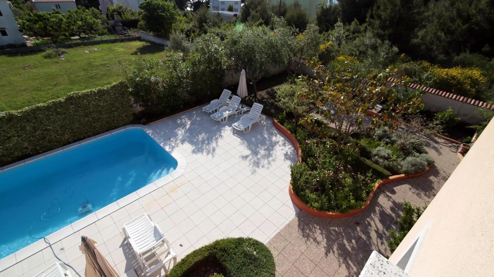 Apartments Eddie - Great Location & Comfor Zára